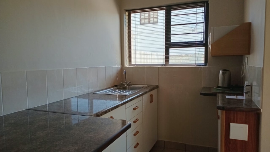 To Let 1 Bedroom Property for Rent in Kleinmond Western Cape
